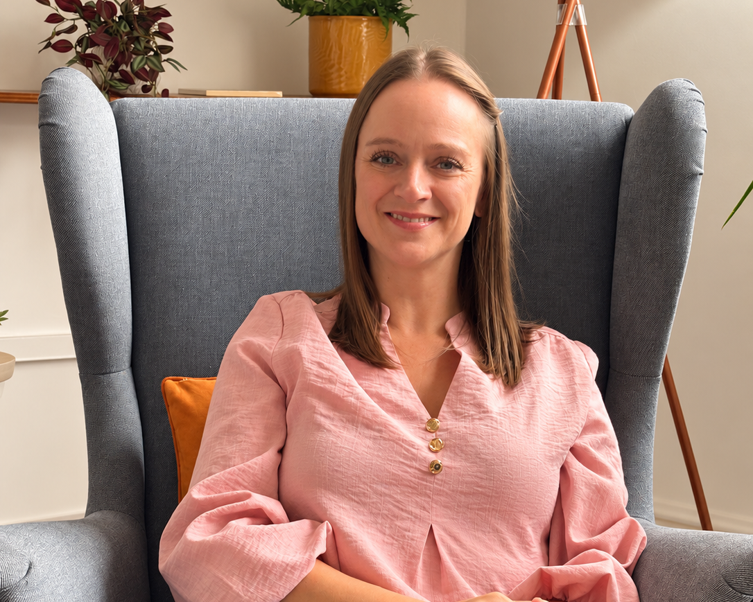 Dr Rosie Hay